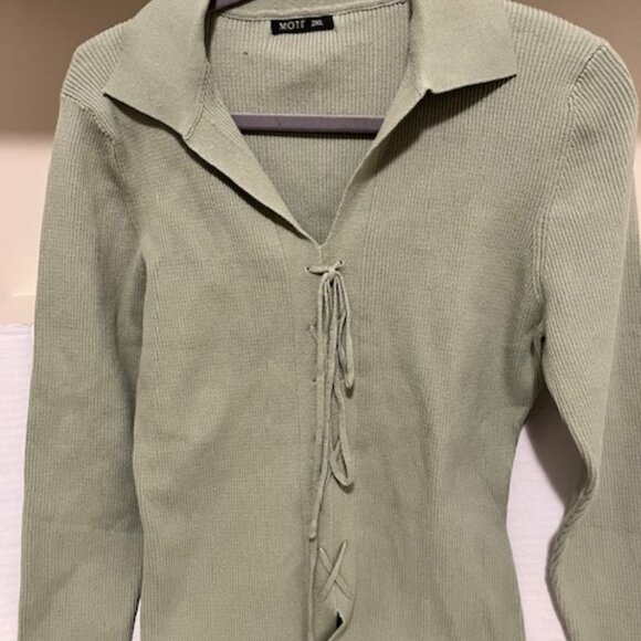 MOTF cotton sweater. - Picture 1 of 4